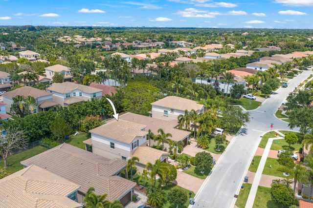 8203 Half Dome Court, Boynton Beach, FL 33473