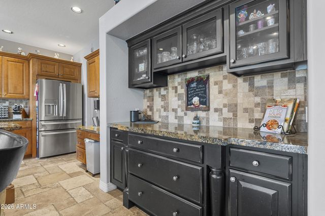 8996 W POTTER Drive, Peoria, AZ 85382