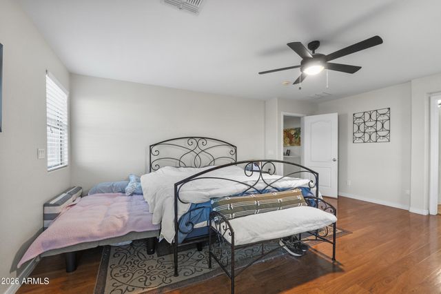 8996 W POTTER Drive, Peoria, AZ 85382