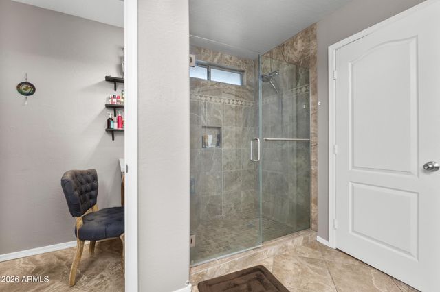 8996 W POTTER Drive, Peoria, AZ 85382