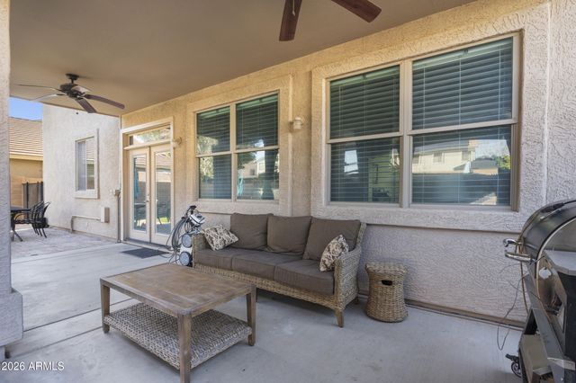 8996 W POTTER Drive, Peoria, AZ 85382