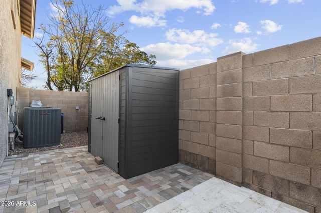 8996 W POTTER Drive, Peoria, AZ 85382