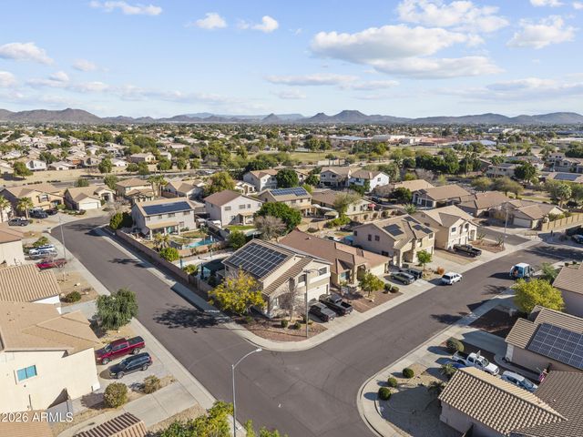 8996 W POTTER Drive, Peoria, AZ 85382