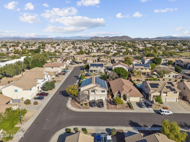 8996 W POTTER Drive, Peoria, AZ 85382