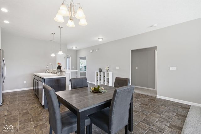 6124 Emerald Commons Drive, Indianapolis, IN 46221
