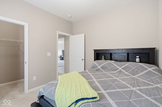 6124 Emerald Commons Drive, Indianapolis, IN 46221