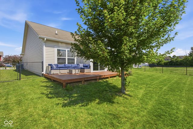 6124 Emerald Commons Drive, Indianapolis, IN 46221