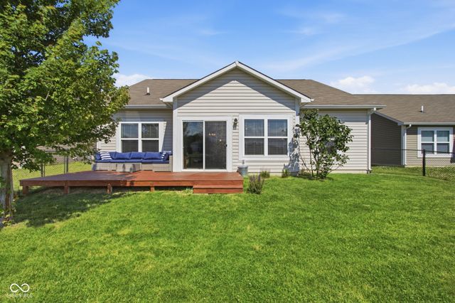 6124 Emerald Commons Drive, Indianapolis, IN 46221
