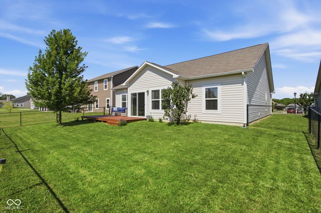 6124 Emerald Commons Drive, Indianapolis, IN 46221