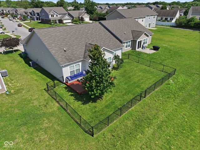 6124 Emerald Commons Drive, Indianapolis, IN 46221