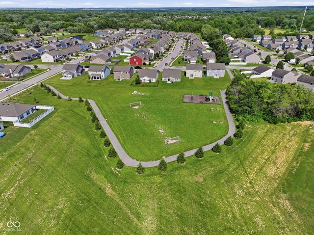6124 Emerald Commons Drive, Indianapolis, IN 46221