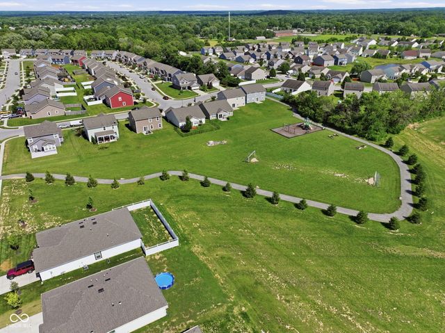 6124 Emerald Commons Drive, Indianapolis, IN 46221