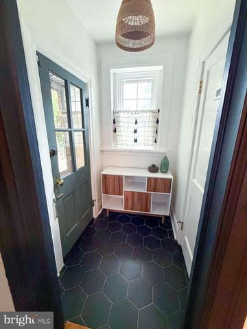 3117 GRINDON AVE, Baltimore, MD 21214