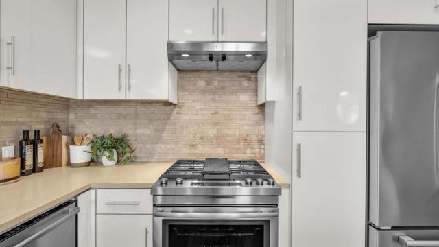 555 Innes Avenue 313, San Francisco, CA 94124