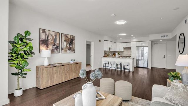 555 Innes Avenue 313, San Francisco, CA 94124