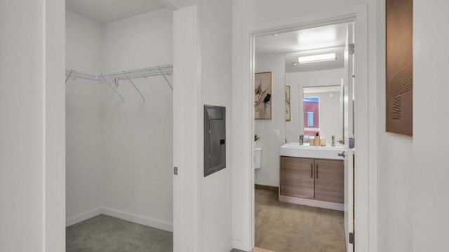 555 Innes Avenue 313, San Francisco, CA 94124