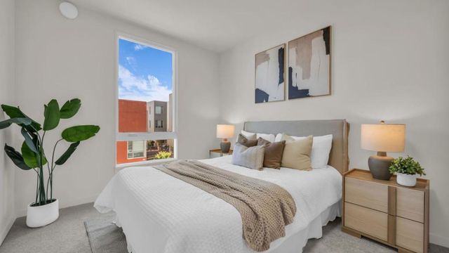 555 Innes Avenue 313, San Francisco, CA 94124