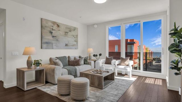 555 Innes Avenue 313, San Francisco, CA 94124