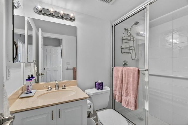 3554 Ocean Drive 302S, Vero Beach, FL 32963