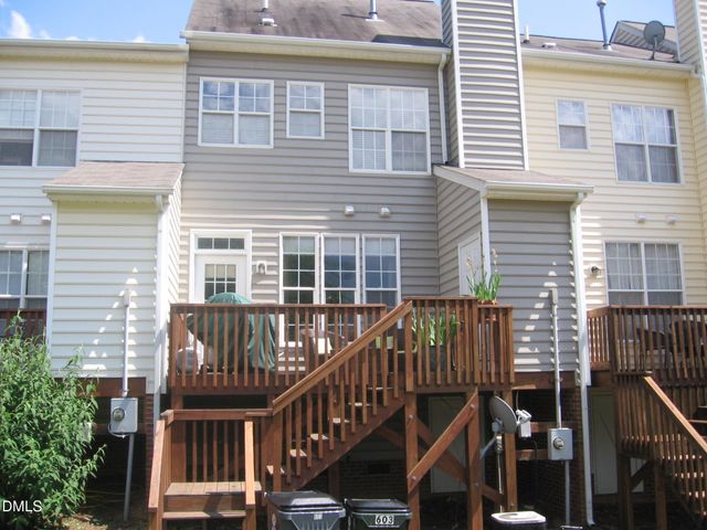 603 Knightsborough Way, Apex, NC 27502