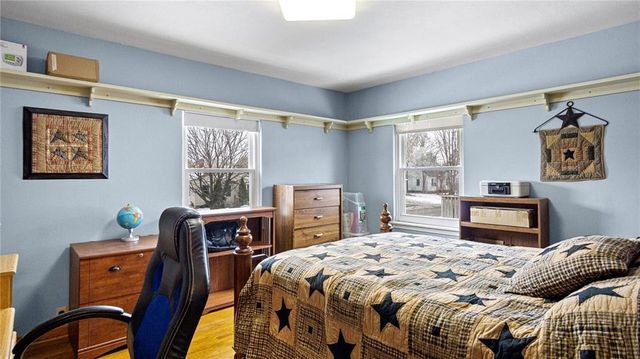 1505 Woodland Avenue, Eau Claire, WI 54701