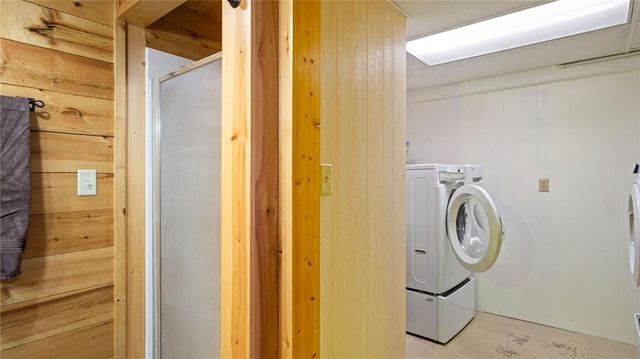 1505 Woodland Avenue, Eau Claire, WI 54701