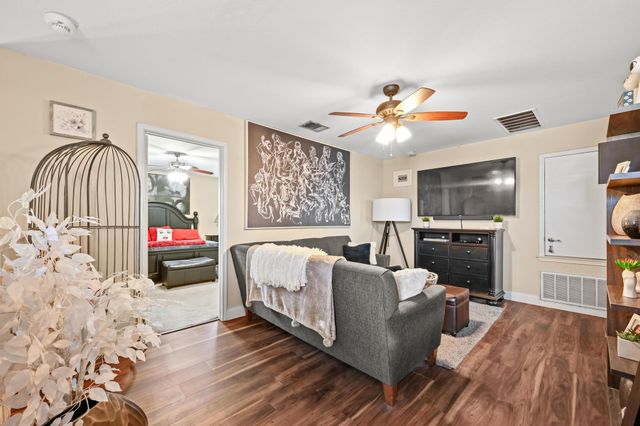 12241 Paloma Blanca WAY, Del Valle, TX 78617