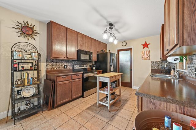 12241 Paloma Blanca WAY, Del Valle, TX 78617