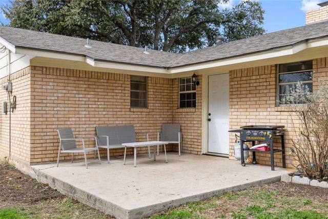 1718 Woodridge Drive, Brownwood, TX 76801