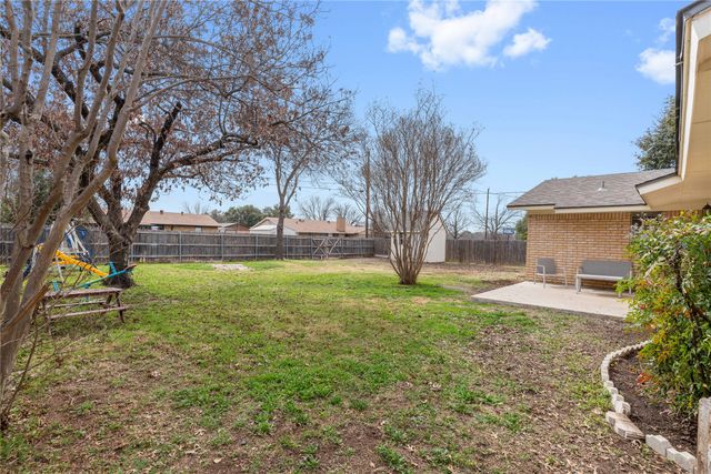 1718 Woodridge Drive, Brownwood, TX 76801