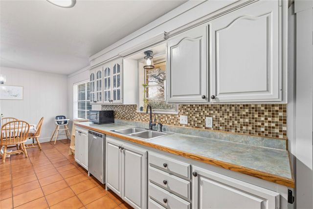 1718 Woodridge Drive, Brownwood, TX 76801