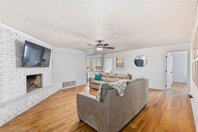 1718 Woodridge Drive, Brownwood, TX 76801