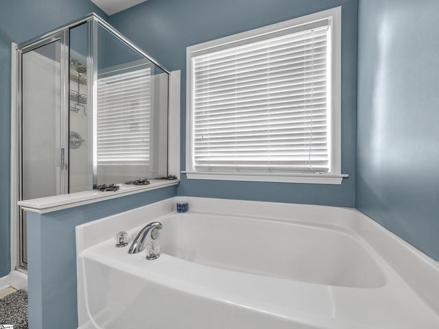 250 Wycliff Drive, Spartanburg, SC 29301