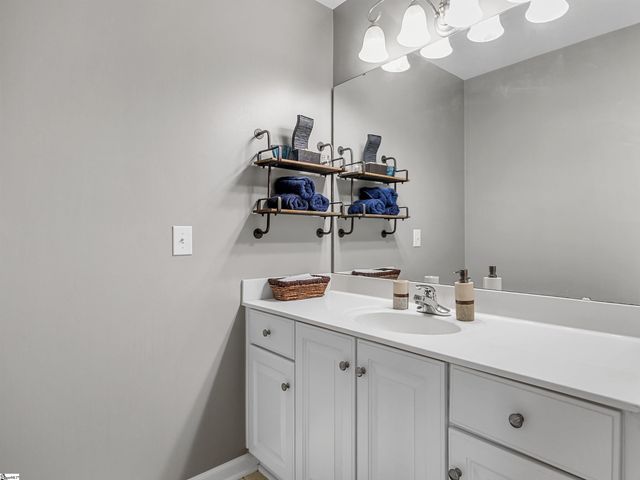 250 Wycliff Drive, Spartanburg, SC 29301