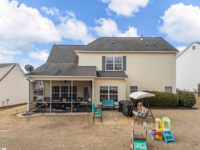 250 Wycliff Drive, Spartanburg, SC 29301