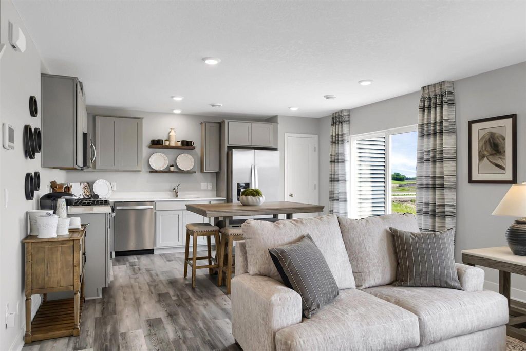 2010 Highview Terrace, Shakopee, MN 55379 — exterior