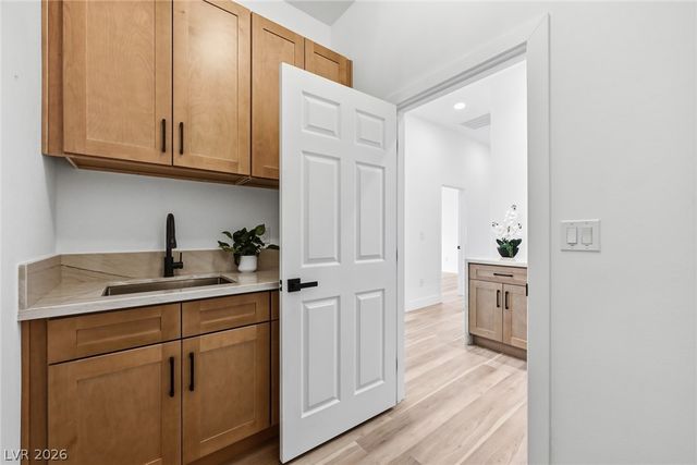 65 Twilight Rose Street, Las Vegas, NV 89138