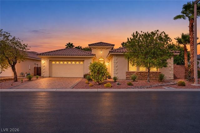 65 Twilight Rose Street, Las Vegas, NV 89138