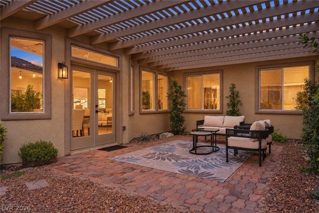 65 Twilight Rose Street, Las Vegas, NV 89138