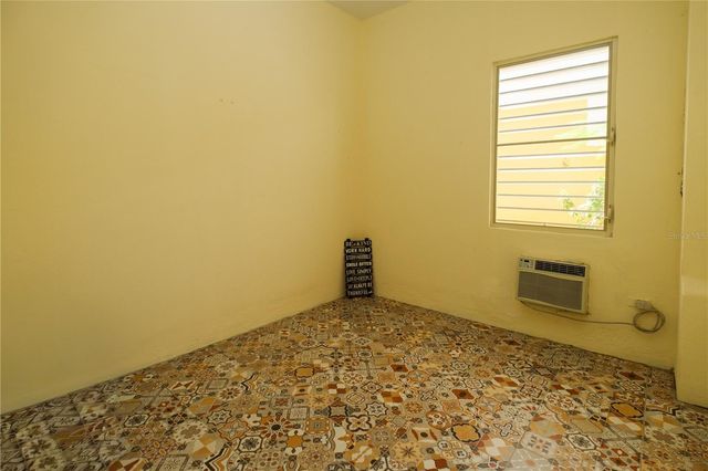 711 CONCORDIA ST., MIRAMAR DEV., San Juan, PR 00907