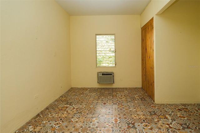 711 CONCORDIA ST., MIRAMAR DEV., San Juan, PR 00907