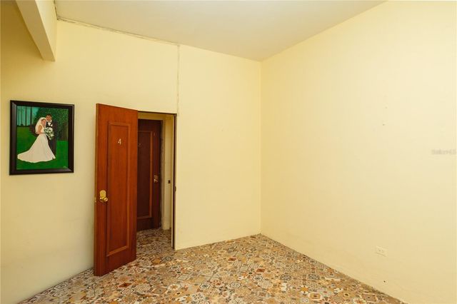 711 CONCORDIA ST., MIRAMAR DEV., San Juan, PR 00907