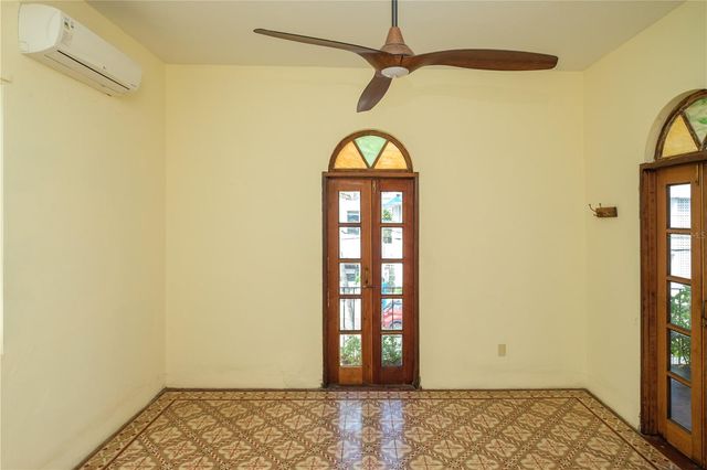 711 CONCORDIA ST., MIRAMAR DEV., San Juan, PR 00907