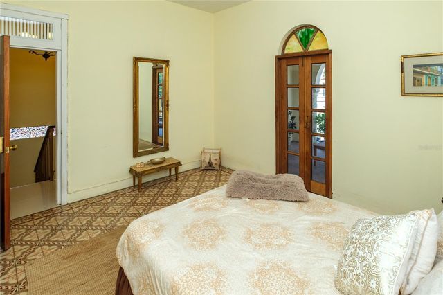 711 CONCORDIA ST., MIRAMAR DEV., San Juan, PR 00907