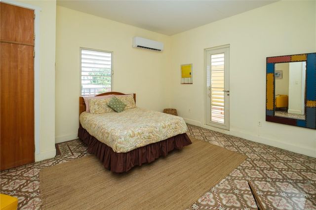711 CONCORDIA ST., MIRAMAR DEV., San Juan, PR 00907