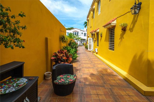 711 CONCORDIA ST., MIRAMAR DEV., San Juan, PR 00907