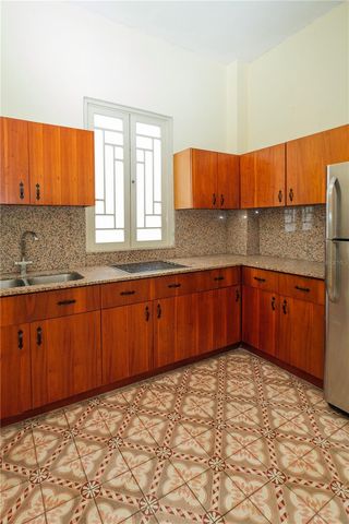 711 CONCORDIA ST., MIRAMAR DEV., San Juan, PR 00907