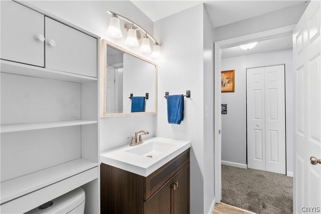 4315 Old Meadow Road, Clay, NY 13041