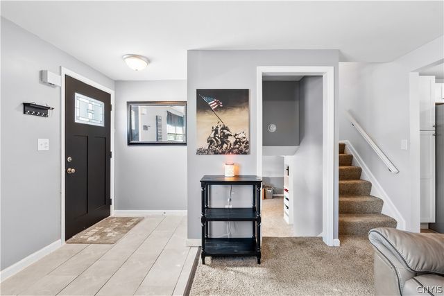 4315 Old Meadow Road, Clay, NY 13041