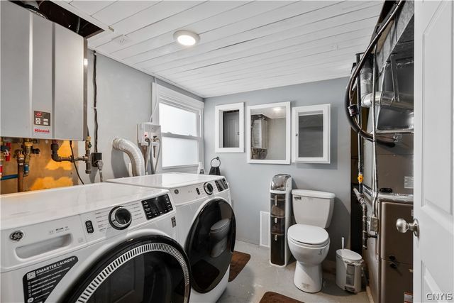 4315 Old Meadow Road, Clay, NY 13041